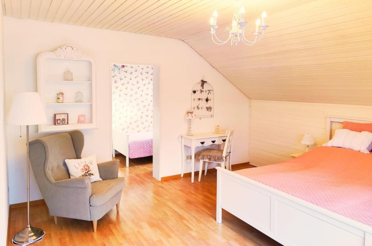 Romantic Style Apartment Titisee Exterior photo