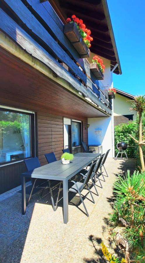 Romantic Style Apartment Titisee Exterior photo